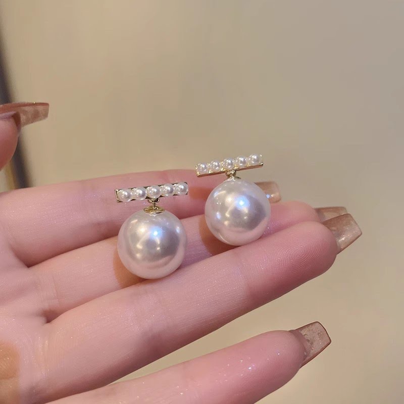 Minimalist Pearl Drop Earrings – Geometric Bar Studs