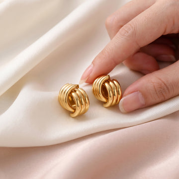 Gold Ribbed Huggie Hoop Earrings – Chunky Twist