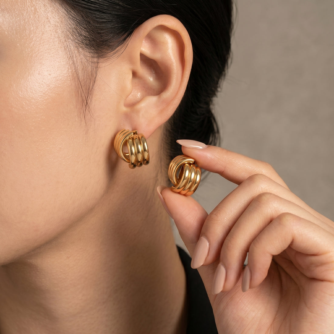 Gold Ribbed Huggie Hoop Earrings – Chunky Twist